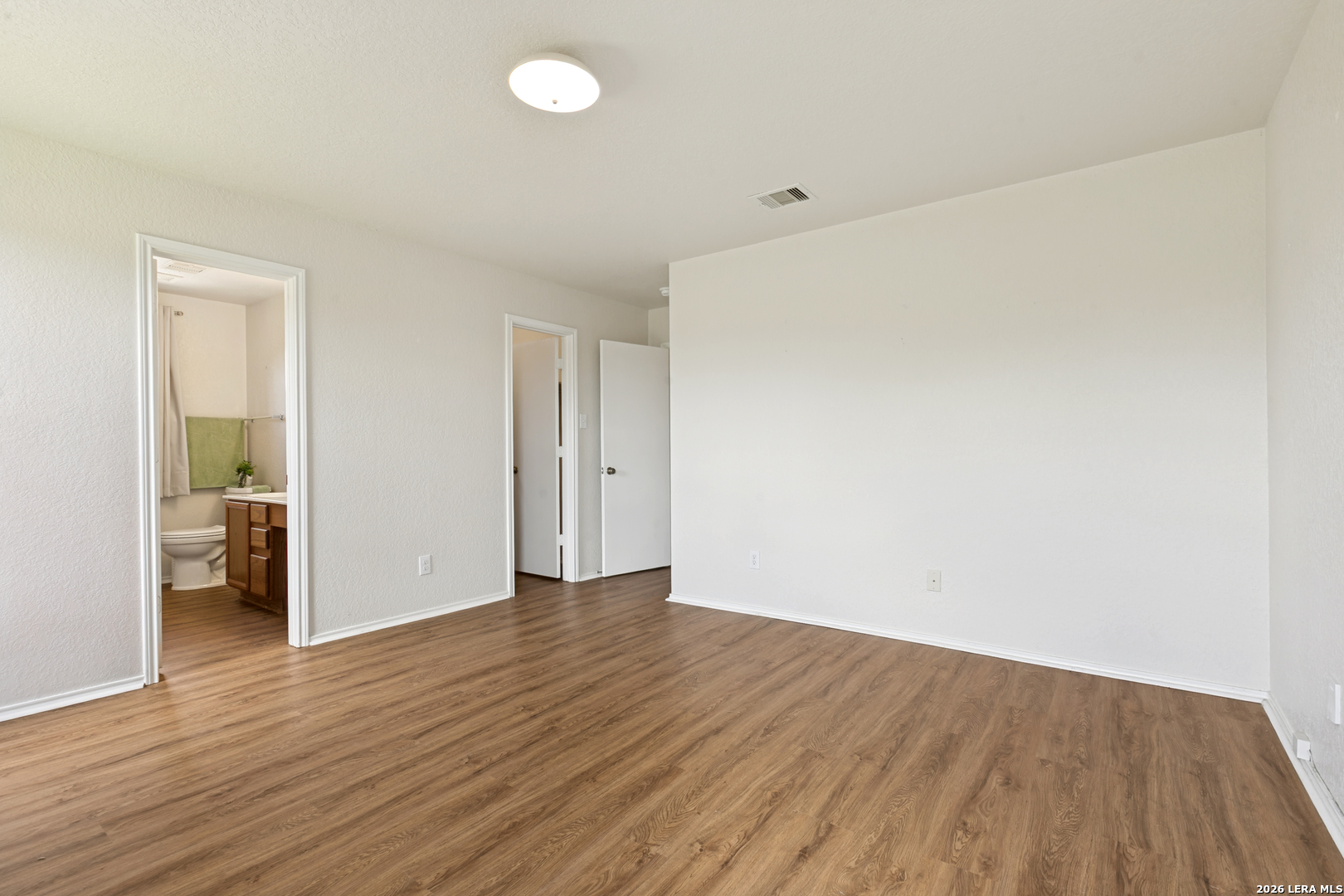 1334 Sunbend Falls San Antonio TX 78224