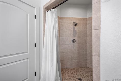 129 N Jasper Kerrville TX 78028