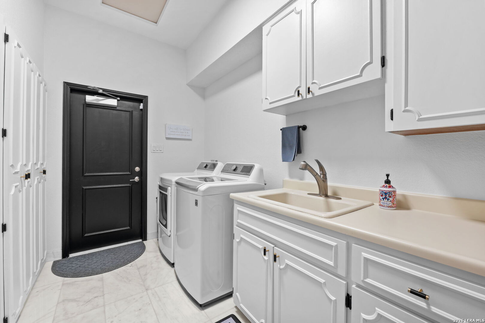 13903 Bluffoak San Antonio TX 78216