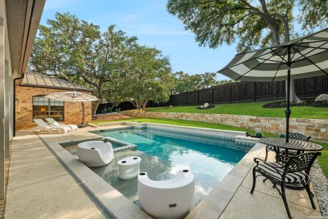 13903 Bluffoak San Antonio TX 78216