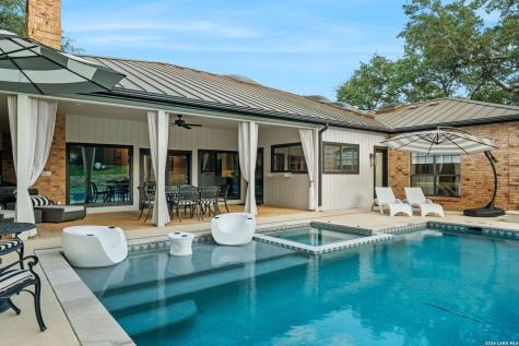13903 Bluffoak San Antonio TX 78216