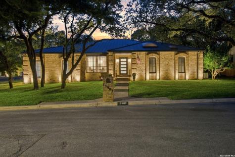 13903 Bluffoak San Antonio TX 78216