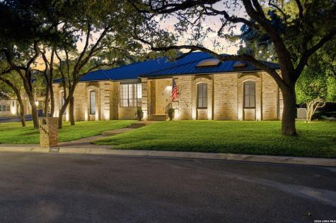 13903 Bluffoak San Antonio TX 78216