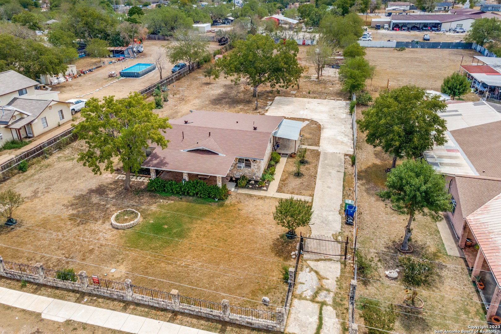 606 W Baetz Boulevard San Antonio TX 78221