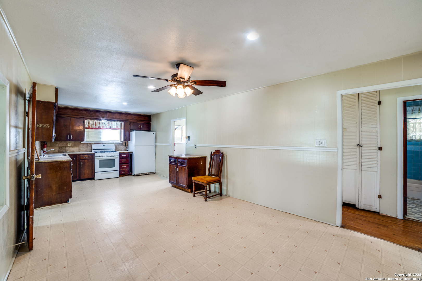 606 W Baetz Boulevard San Antonio TX 78221