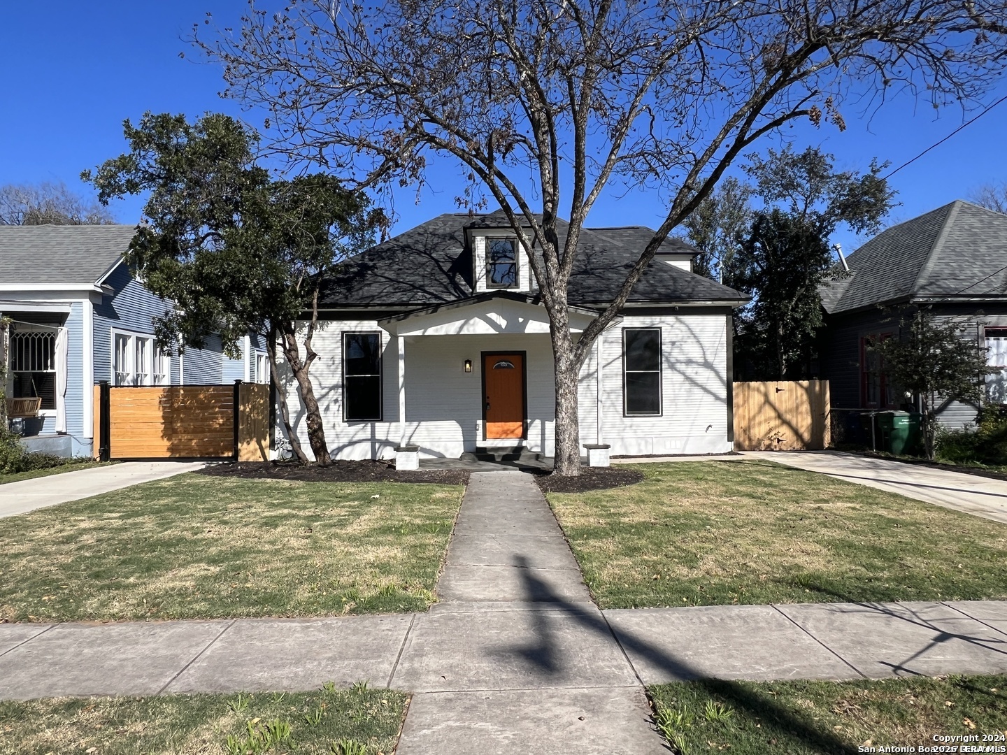 909 Hays Street San Antonio TX 78202