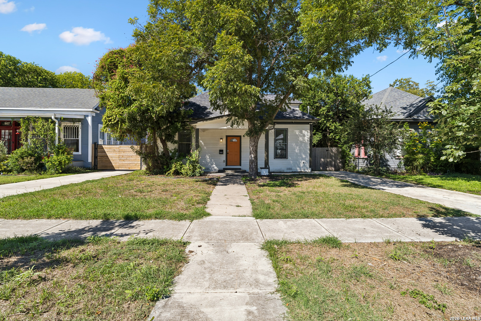 909 Hays Street San Antonio TX 78202