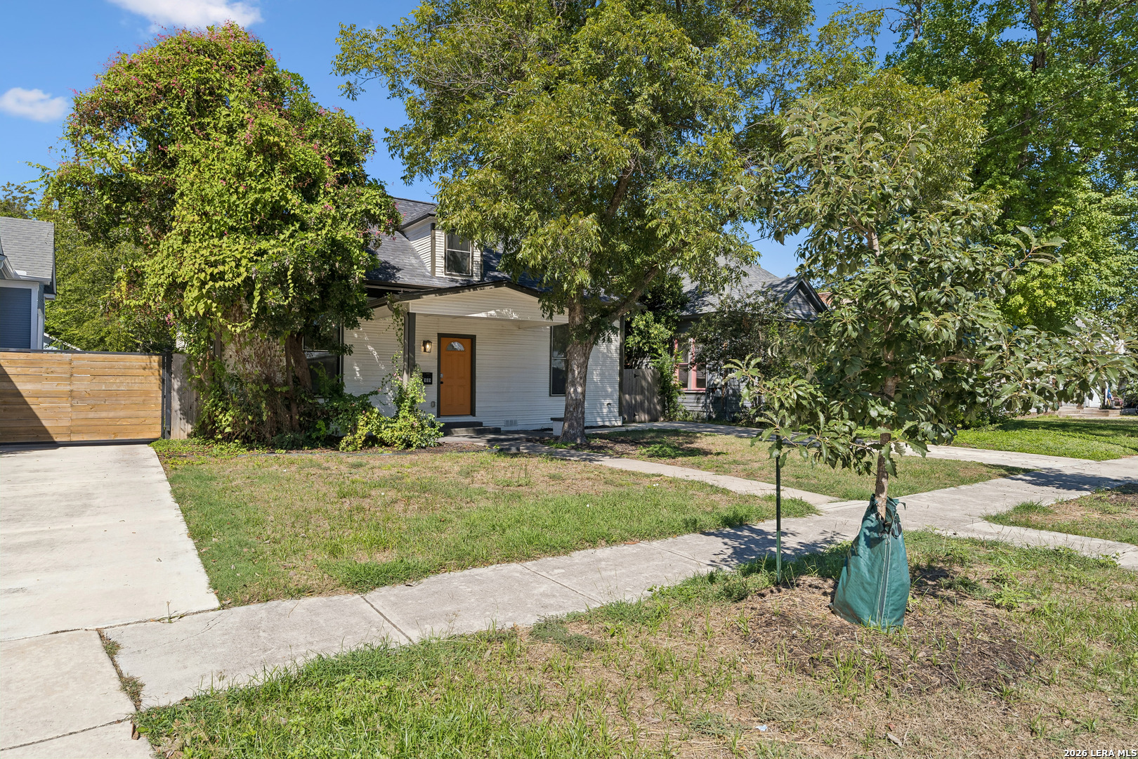 909 Hays Street San Antonio TX 78202