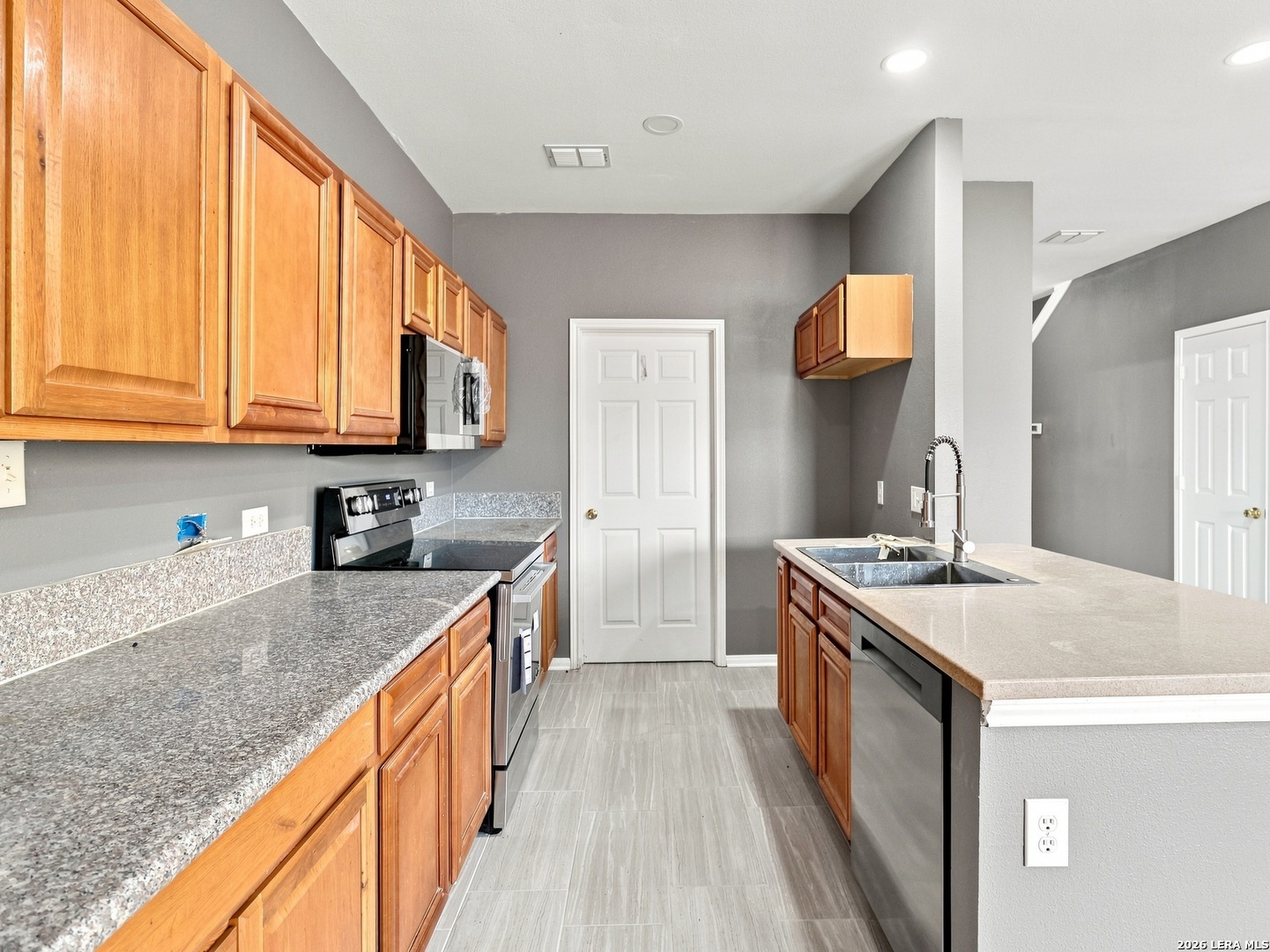 4009 St Charles Bay San Antonio TX 78229