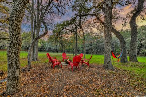 1047 Lonesome Canyon Lake TX 78133