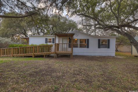 1047 Lonesome Canyon Lake TX 78133