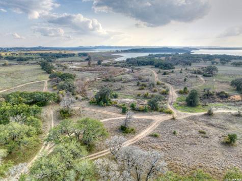 1047 Lonesome Canyon Lake TX 78133