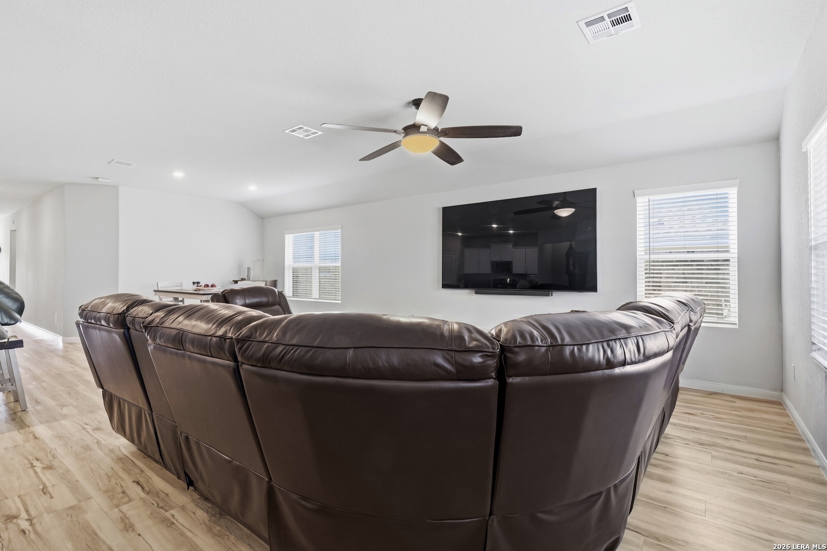 5911 Akin Stroll San Antonio TX 78261