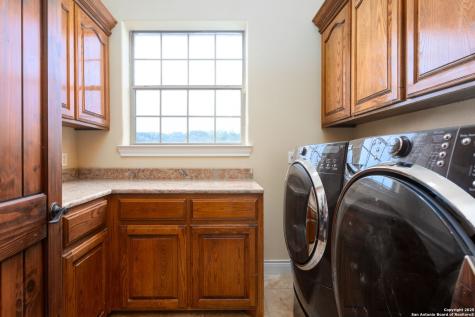 192 County Road 2812 Mico TX 78056