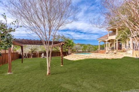192 County Road 2812 Mico TX 78056