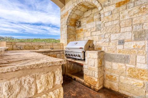 192 County Road 2812 Mico TX 78056
