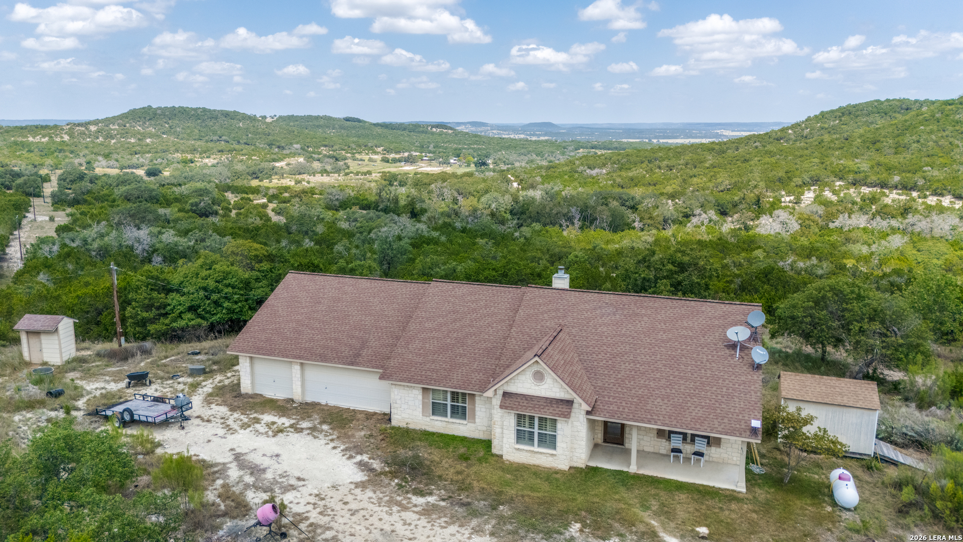 421 Armadillo Trail Drive E Comfort TX 78013