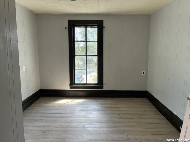 136 E Doughty Street Uvalde TX 78801
