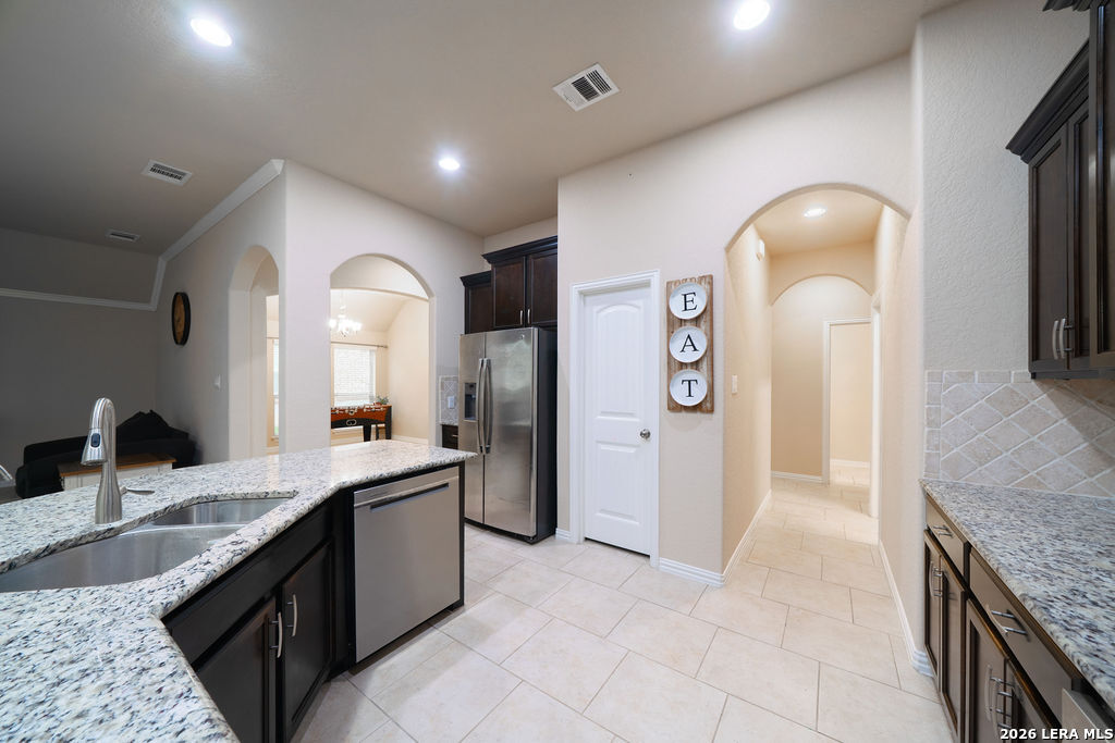 803 Gold Beauty San Antonio TX 78245