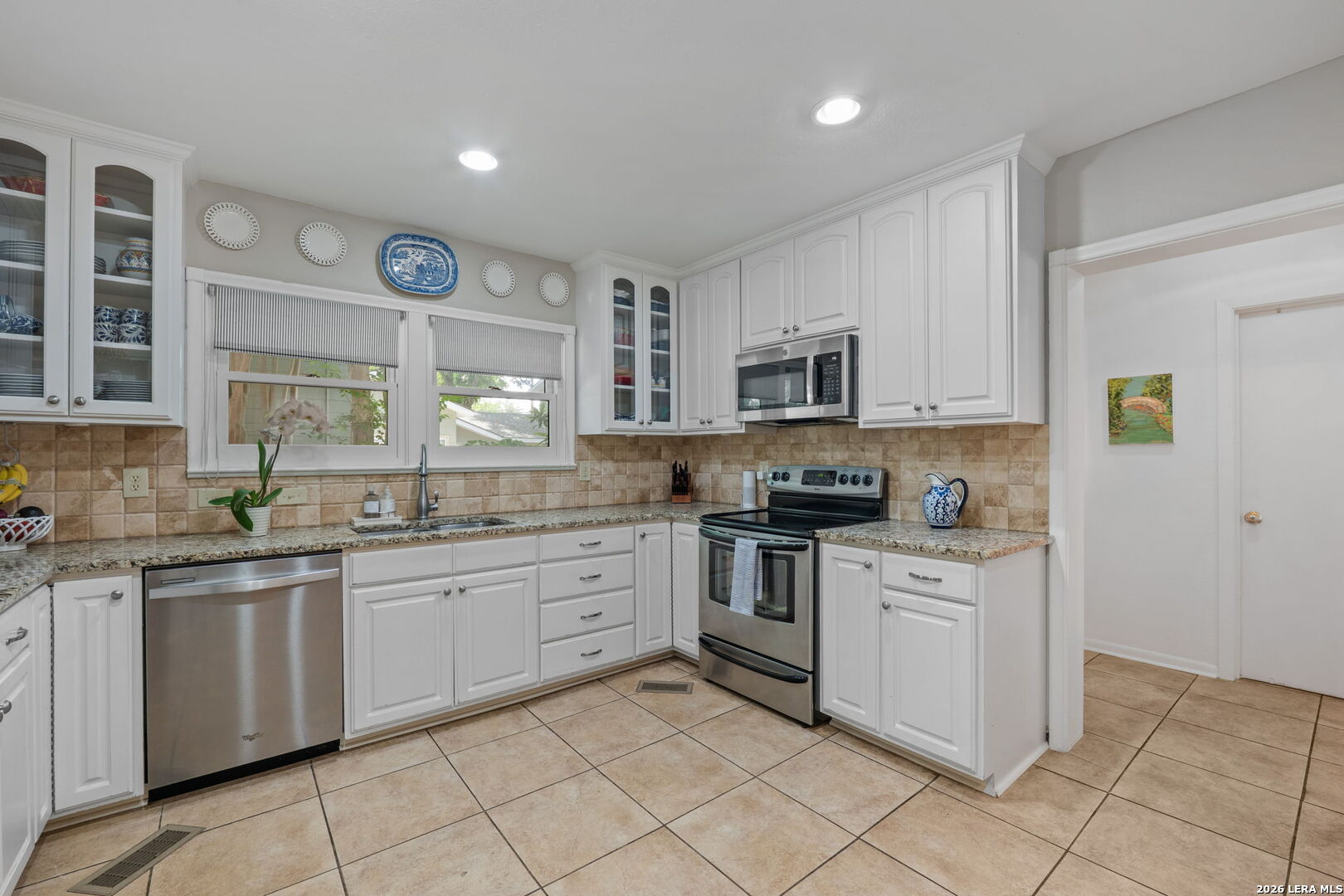 405 Canterbury Hill Terrell Hills TX 78209