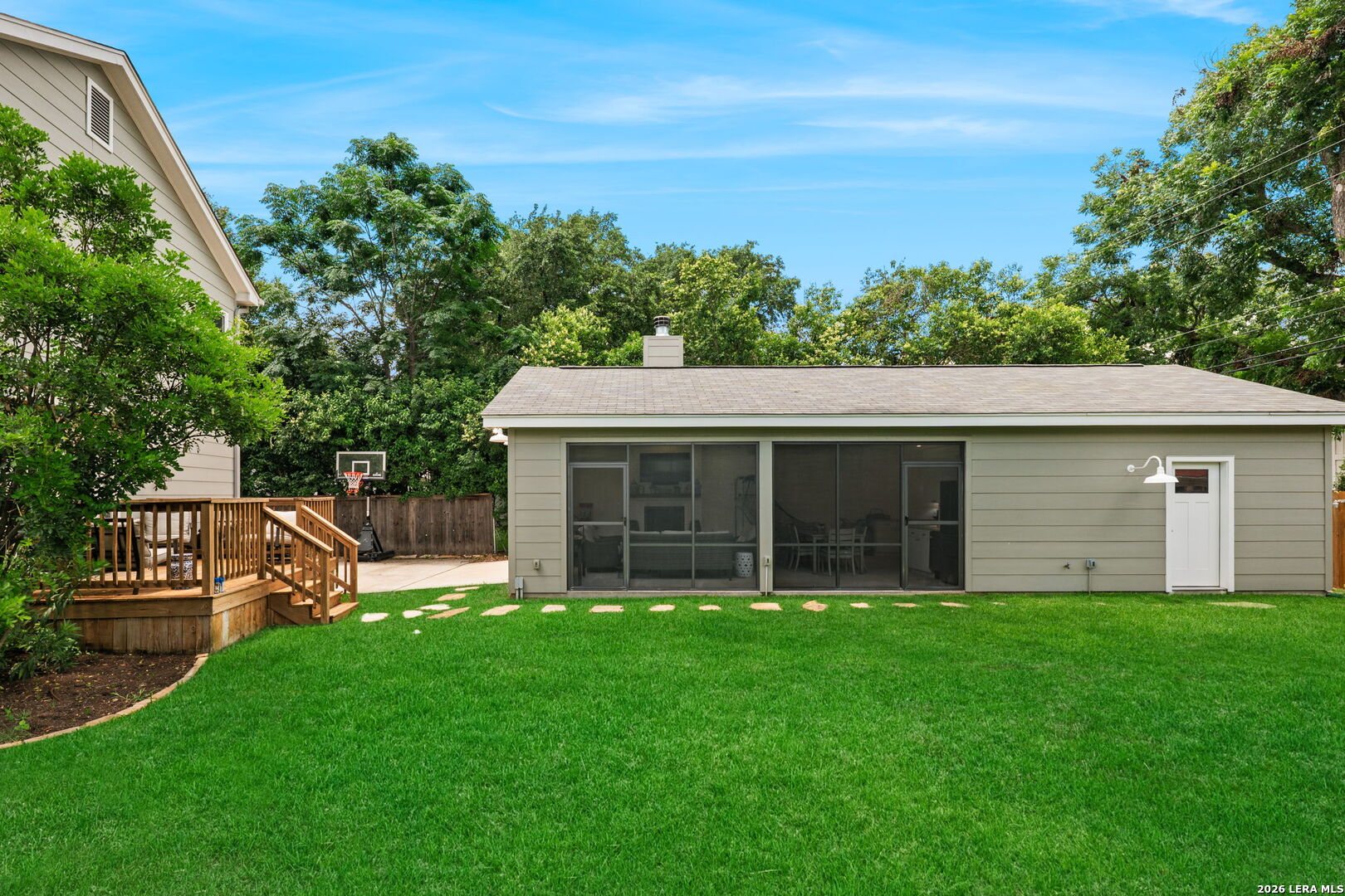 405 Canterbury Hill Terrell Hills TX 78209
