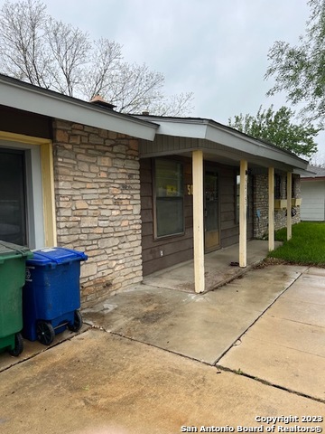 5015 Village Path San Antonio TX 78218