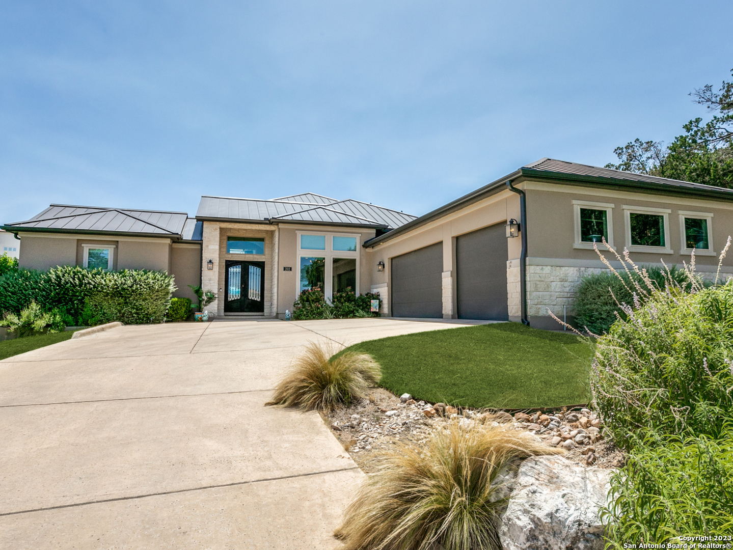 202 Majestic Bluff San Antonio TX 78258