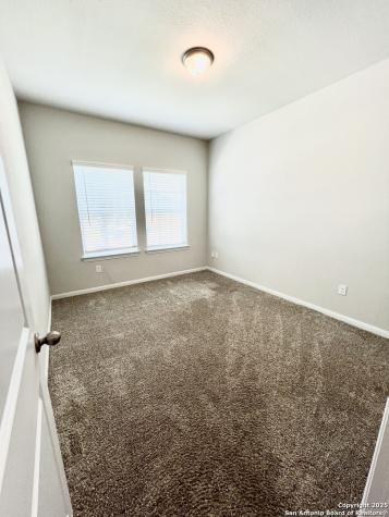 4823 Cambridge Park Converse TX 78109