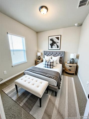 4823 Cambridge Park Converse TX 78109