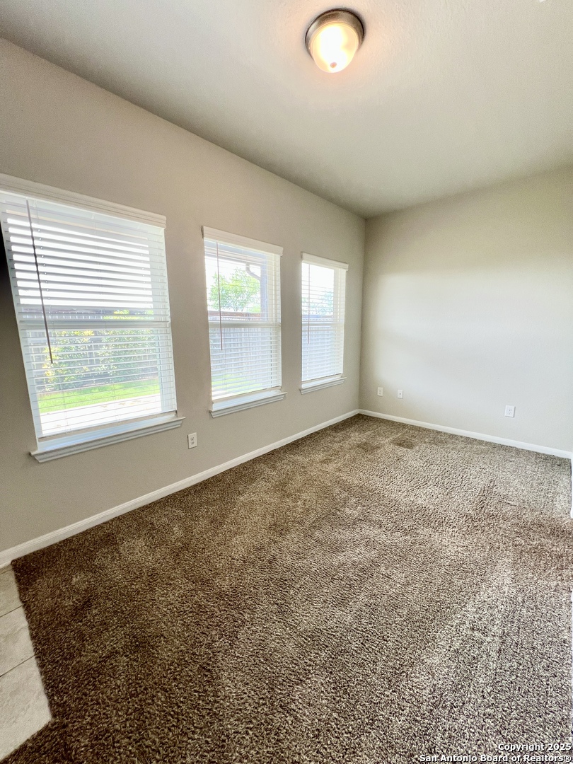 4823 Cambridge Park Converse TX 78109