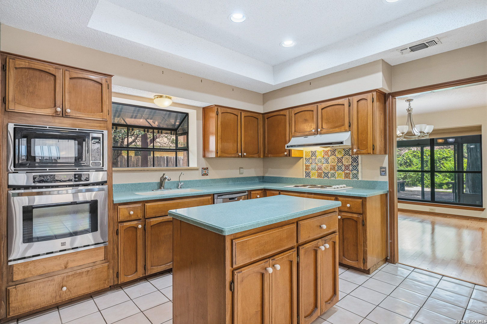 2823 Burnt Oak Street San Antonio TX 78232
