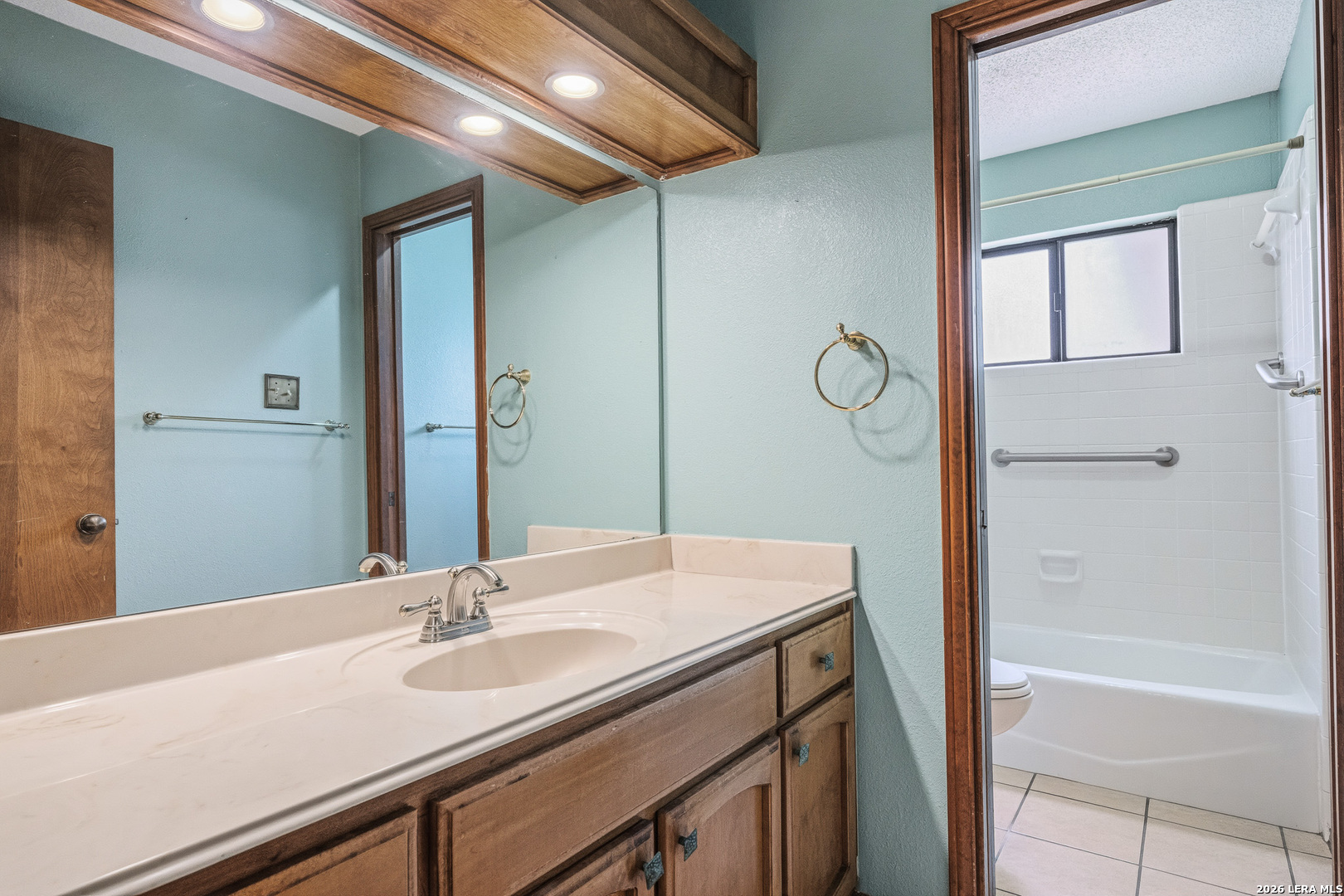 2823 Burnt Oak Street San Antonio TX 78232