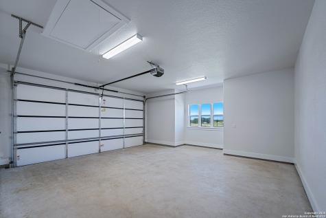 156 Firewheel Loop Floresville TX 78114