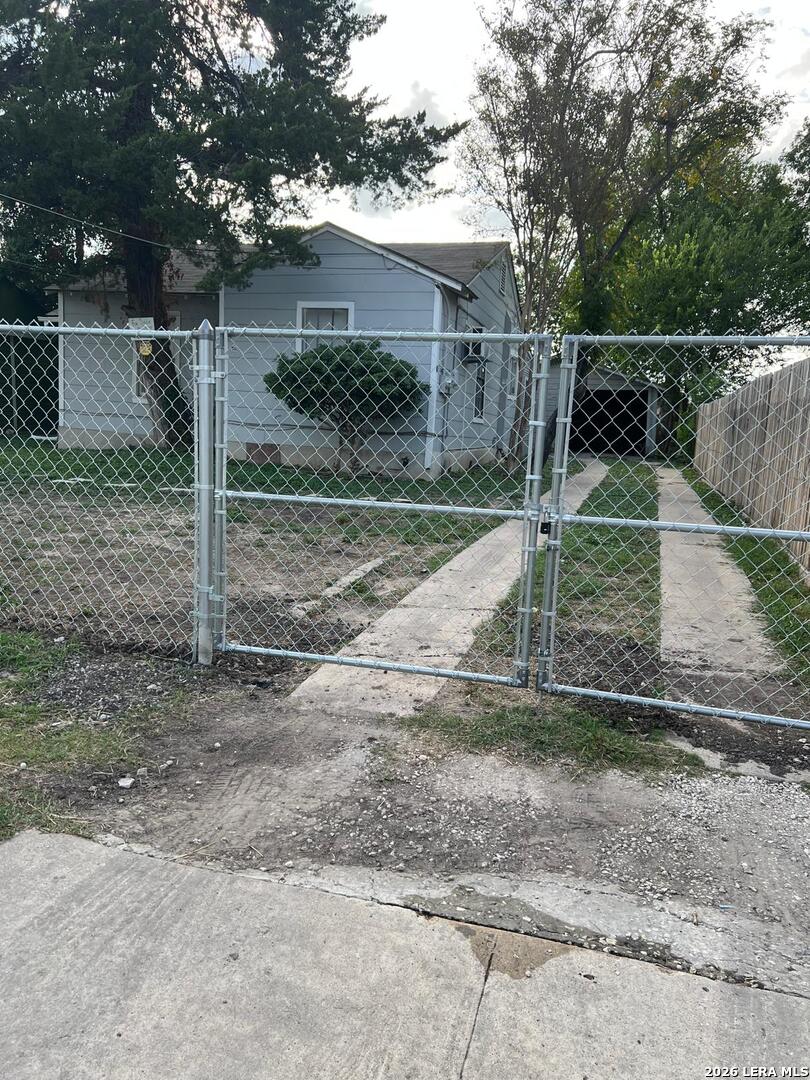 1011 Jennings Avenue San Antonio TX 78225