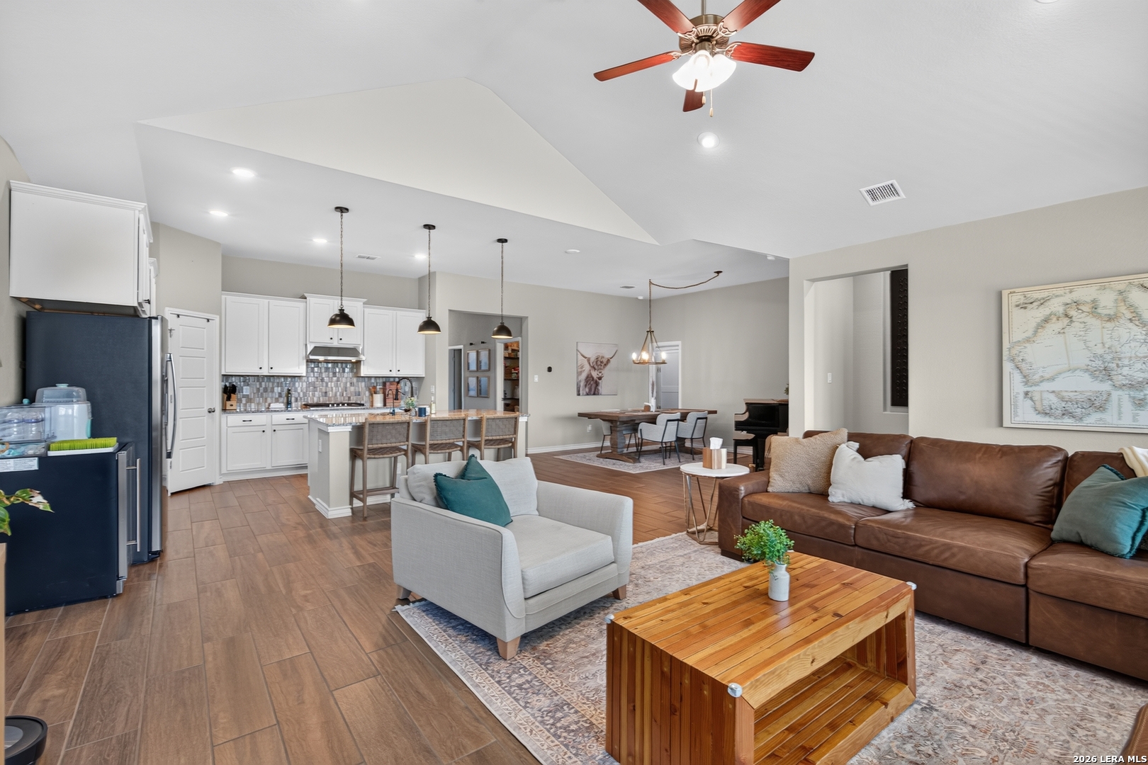 1715 Dunvegan Park Bulverde TX 78163