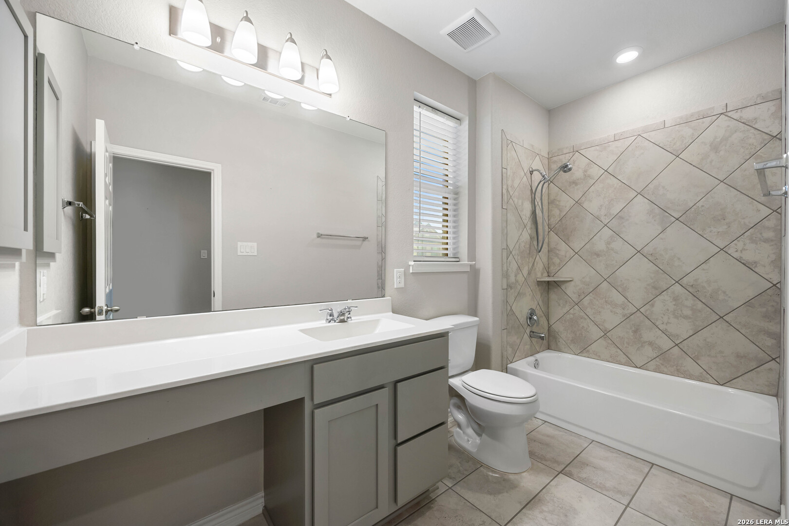 7803 Vejer Boerne TX 78015