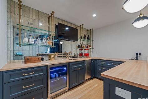1755 Riada New Braunfels TX 78132