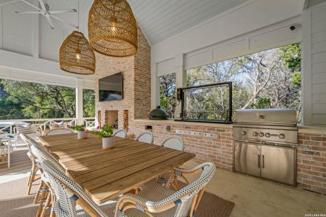 1755 Riada New Braunfels TX 78132