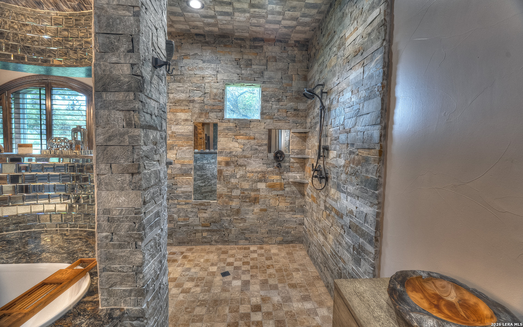200 Skippin Stone Lane Concan TX 78838