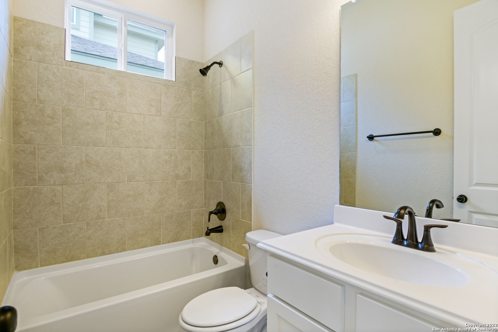 6414 Lowrie San Antonio TX 78239