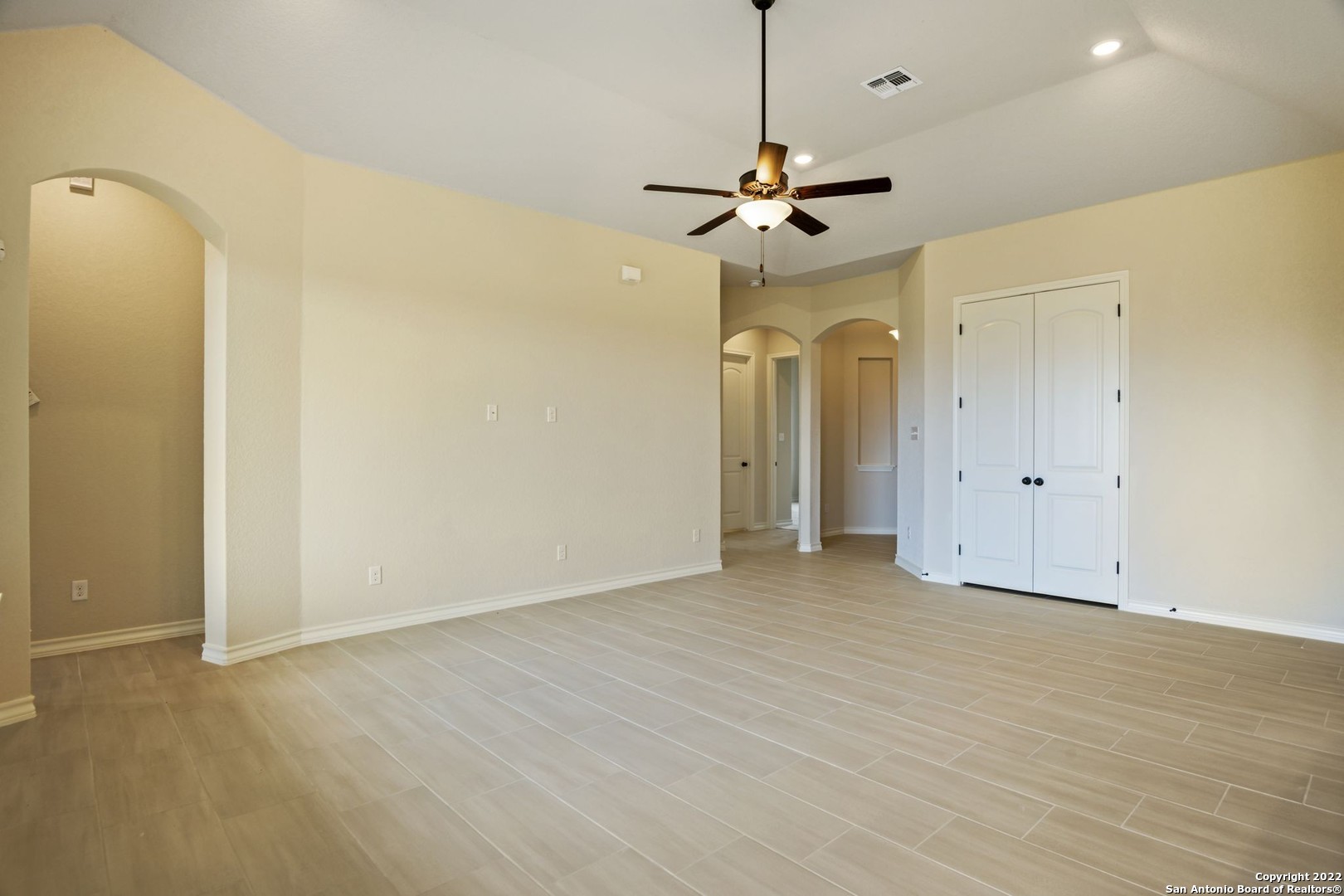 6414 Lowrie San Antonio TX 78239