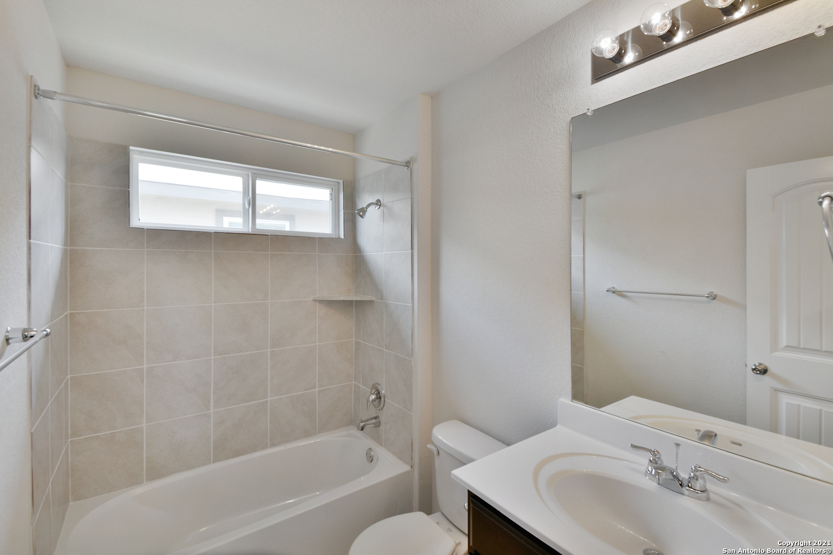 1726 Lavender Creek San Antonio TX 78245