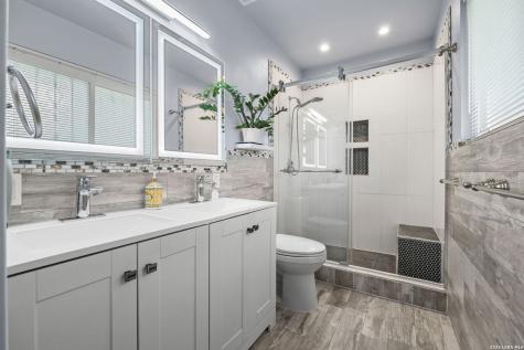 5826 Castle Brook Drive San Antonio TX 78218