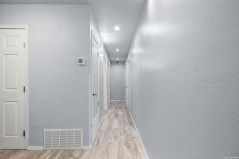 5826 Castle Brook Drive San Antonio TX 78218