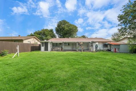 5826 Castle Brook Drive San Antonio TX 78218