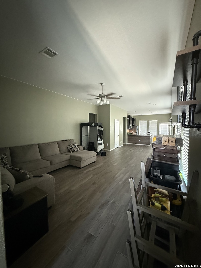 2607 Barkey Springs San Antonio TX 78245