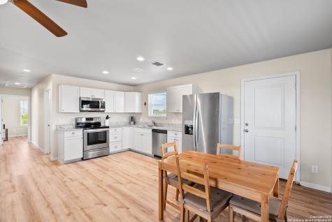 274 Post Oak Lane Rockport TX 78382