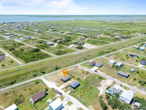 274 Post Oak Lane Rockport TX 78382
