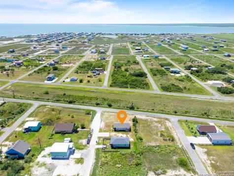 274 Post Oak Lane Rockport TX 78382