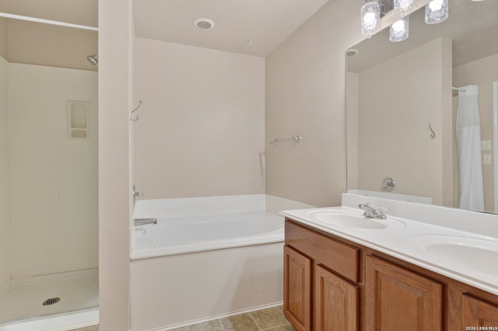 6018 Bronco Way San Antonio TX 78239